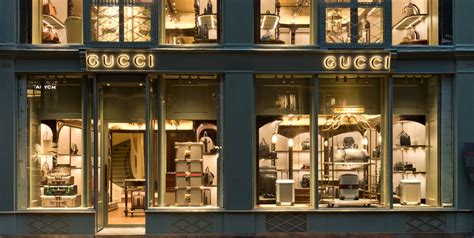 waar komt het merk gucci vandaan|Gucci store locations.